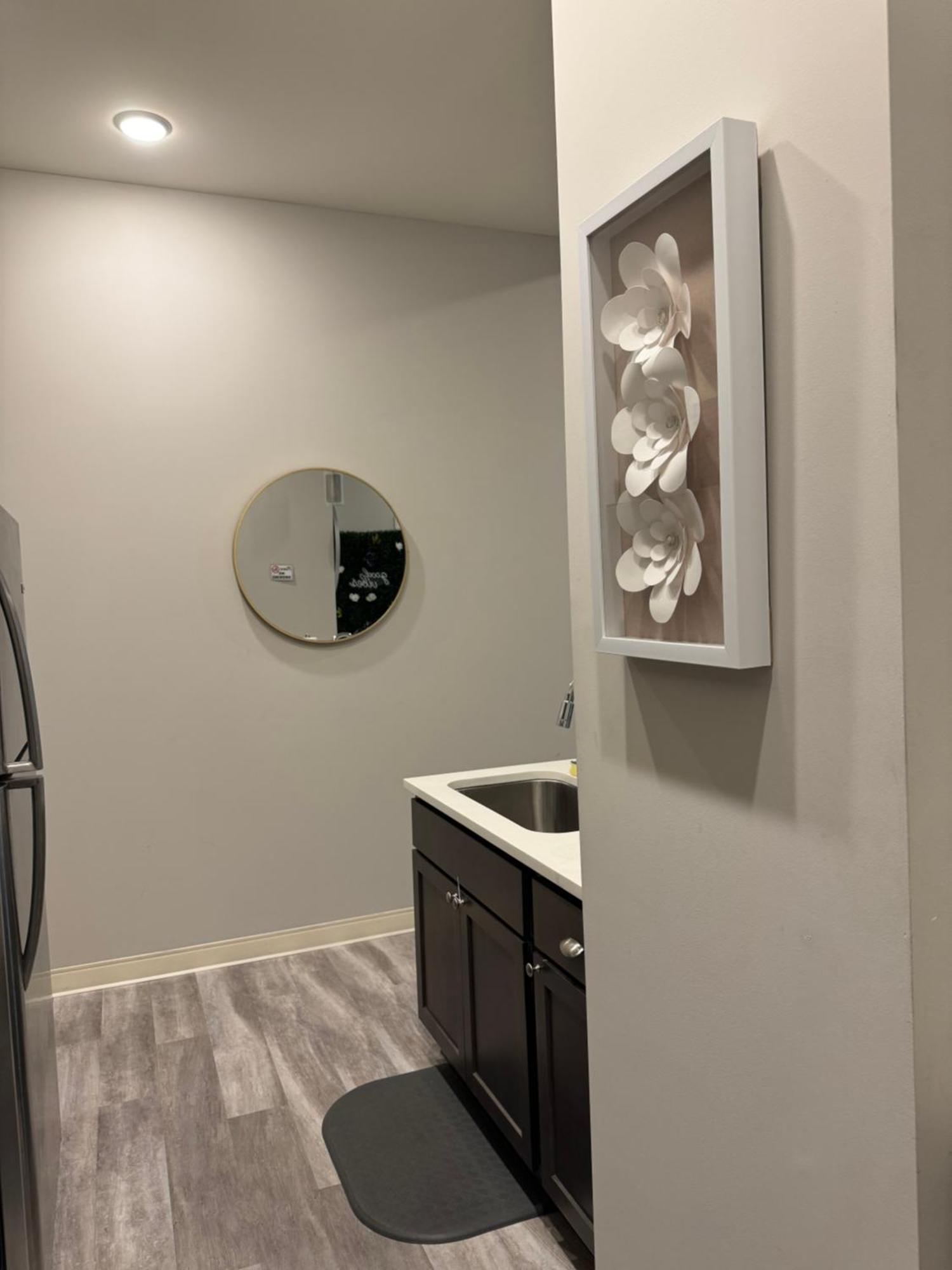 Beautiful Condo/Rooftop Patio With Free Parking Cleveland Dış mekan fotoğraf